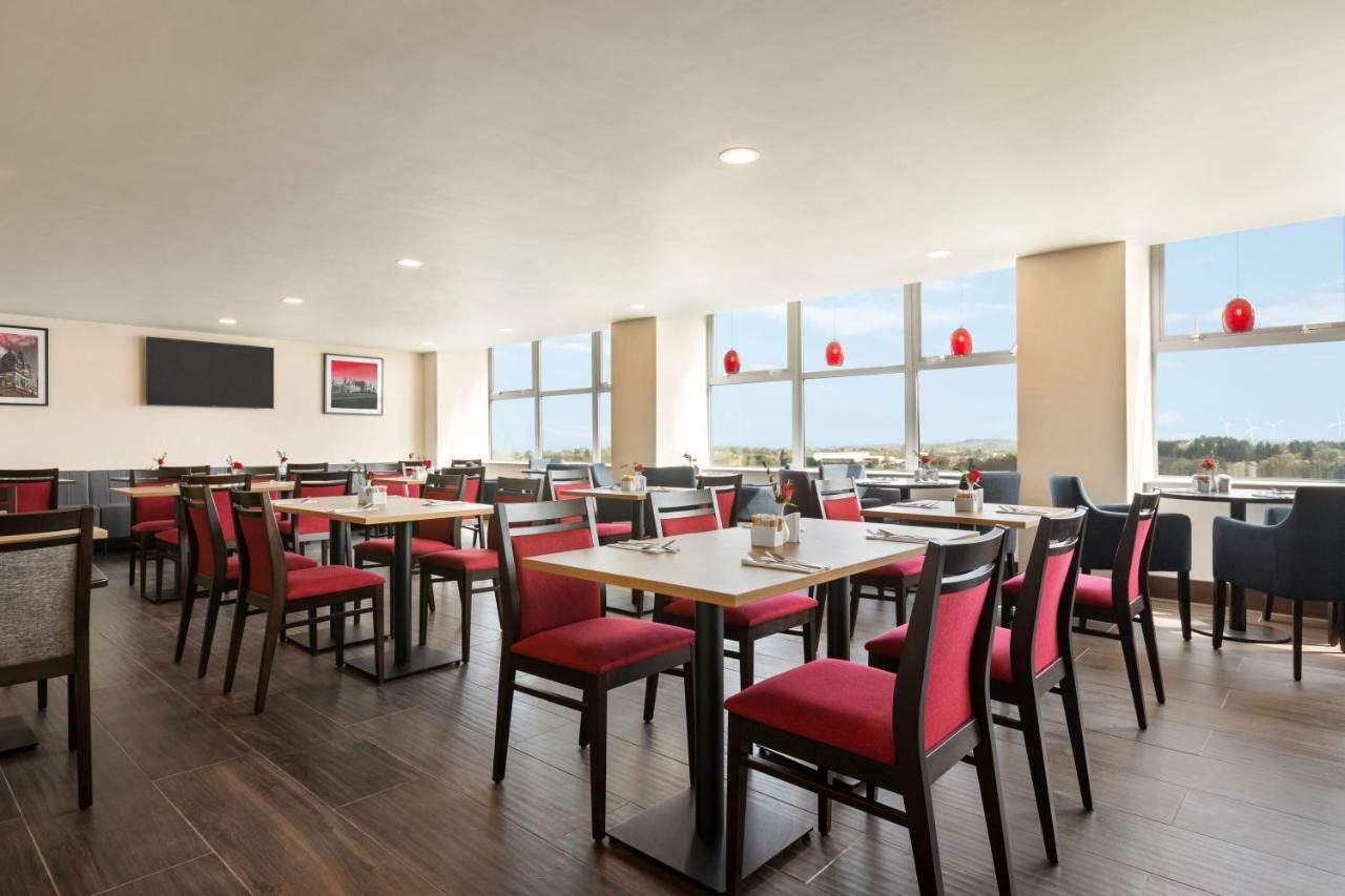 Ramada East Kilbride Hotel Eksteriør billede