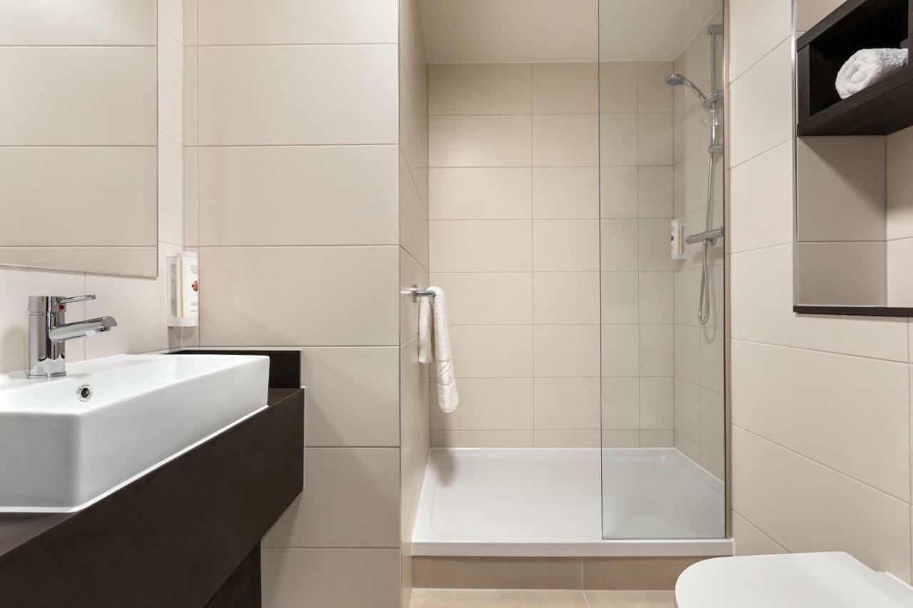 Ramada East Kilbride Hotel Eksteriør billede