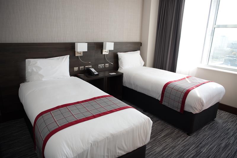 Ramada East Kilbride Hotel Eksteriør billede
